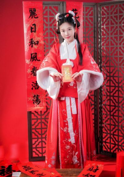 八戒八戒电影在线看免费观看_国产剧免费在线播放