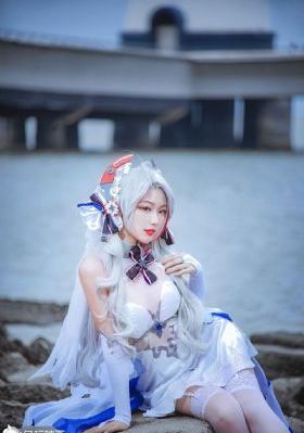 图书馆的她直到陨落第二集_国产剧在线播放观看