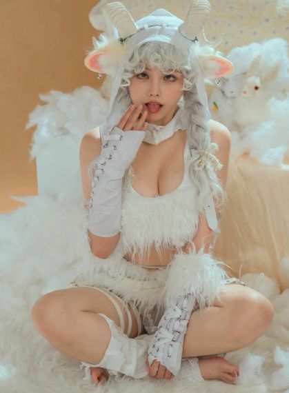女大学生的沙龙室观看_蓝光神马在线观看